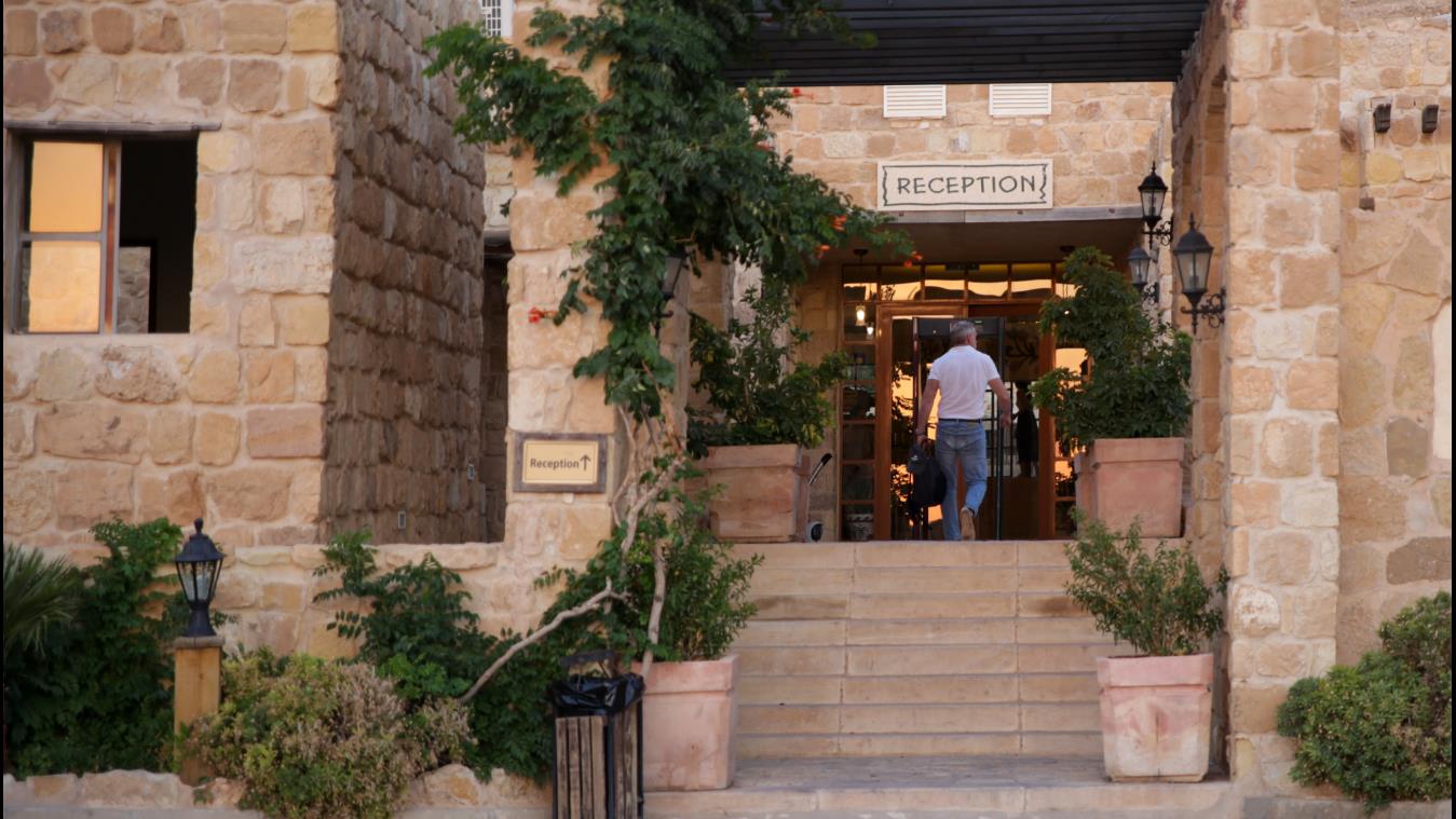 Should I Tip in Jordan? Local Tipping Etiquette for Travelers